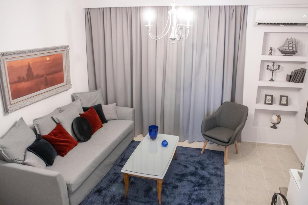 Mystique Apartment โคโมทินี ภายนอก รูปภาพ