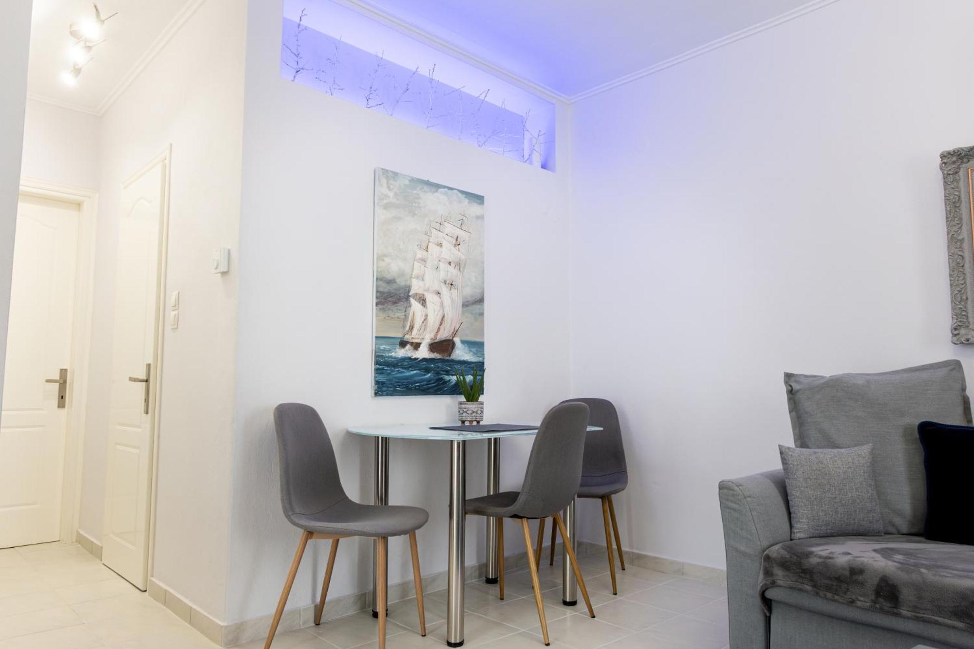 Mystique Apartment โคโมทินี ภายนอก รูปภาพ